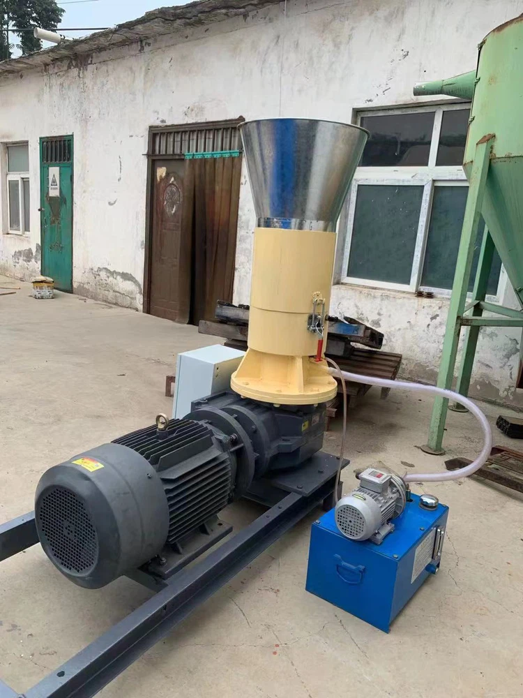 Low-maintenance animal pellet making machine Low-maintenance animal pellet making machine
